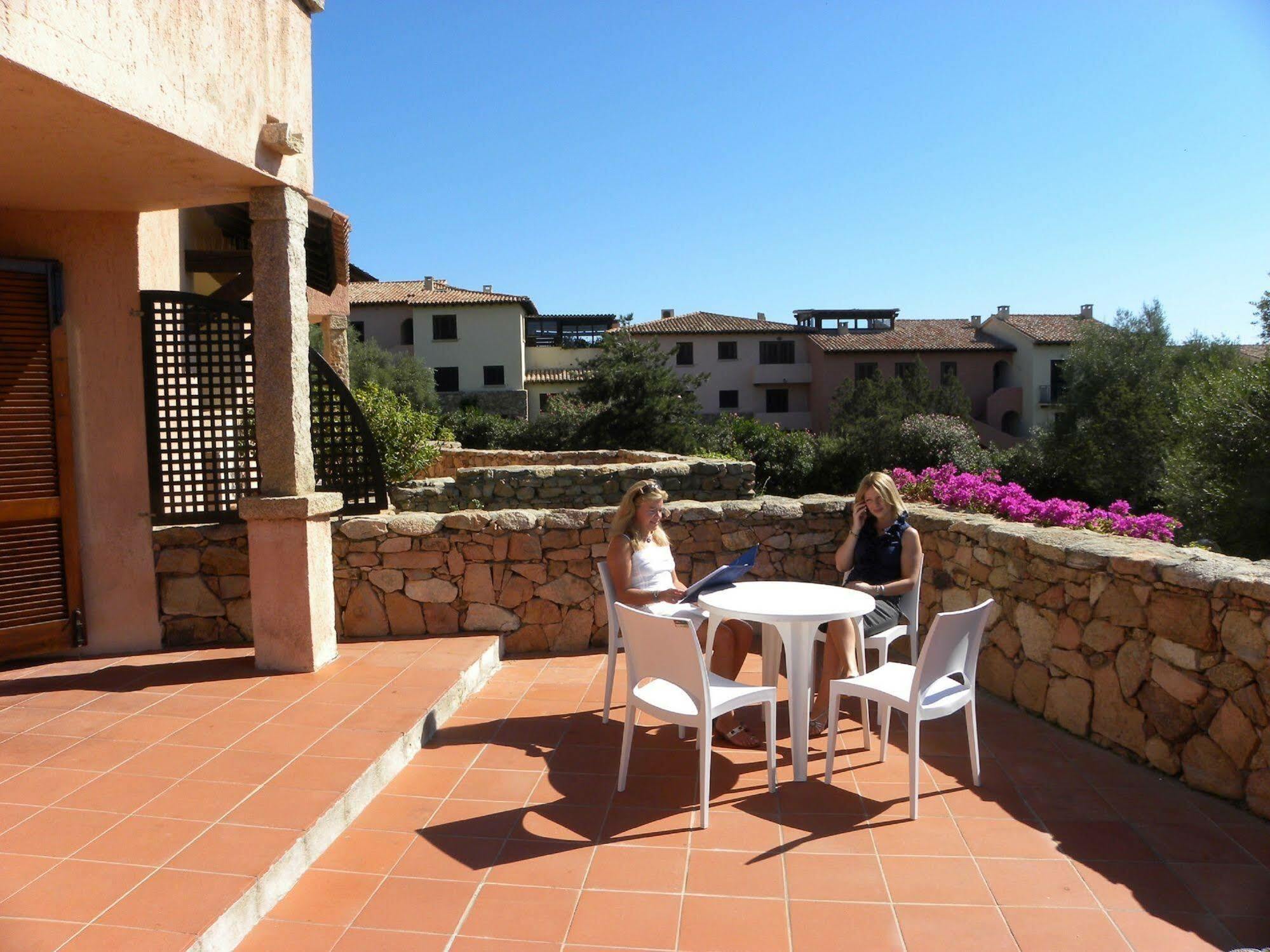 Bouganville Apart-hotel
